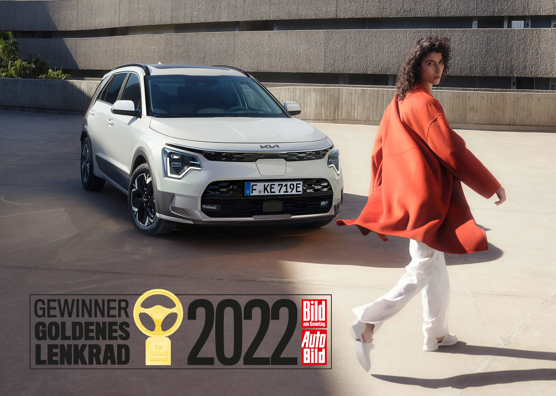 kia-range-niro_goldenes-lenkrad-2022_ev-wide-940_2x