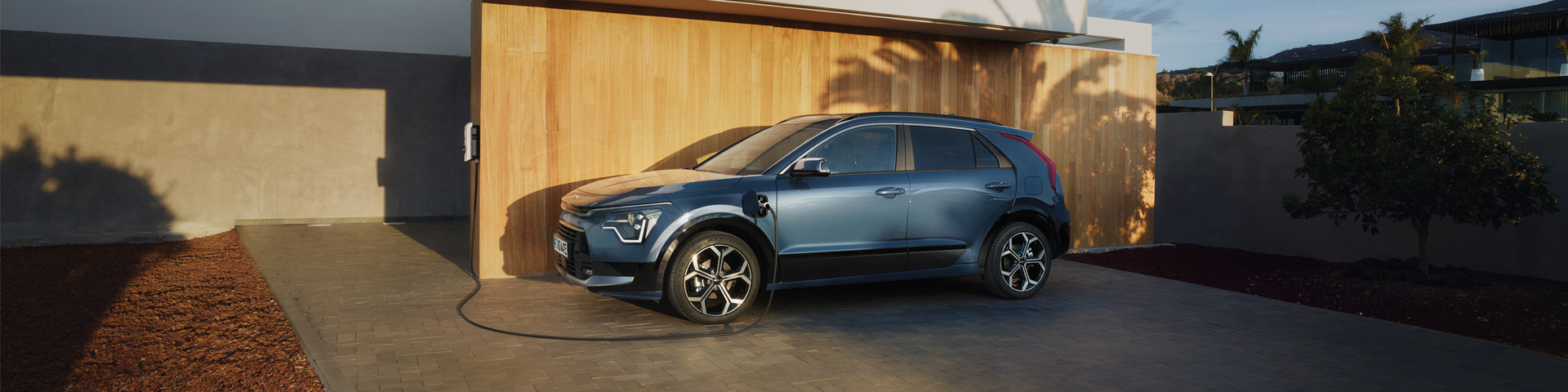 kia-plu-ride-niro-phev-header-desktop-1920×480