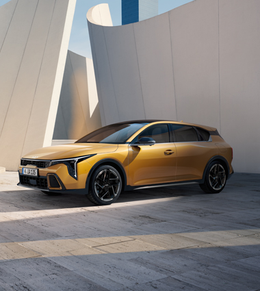 kia-k4-gt-line-380×425