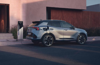 kia-sportage-phev-loading-1080×700 Kraftvolle Antriebe Kia Sportage